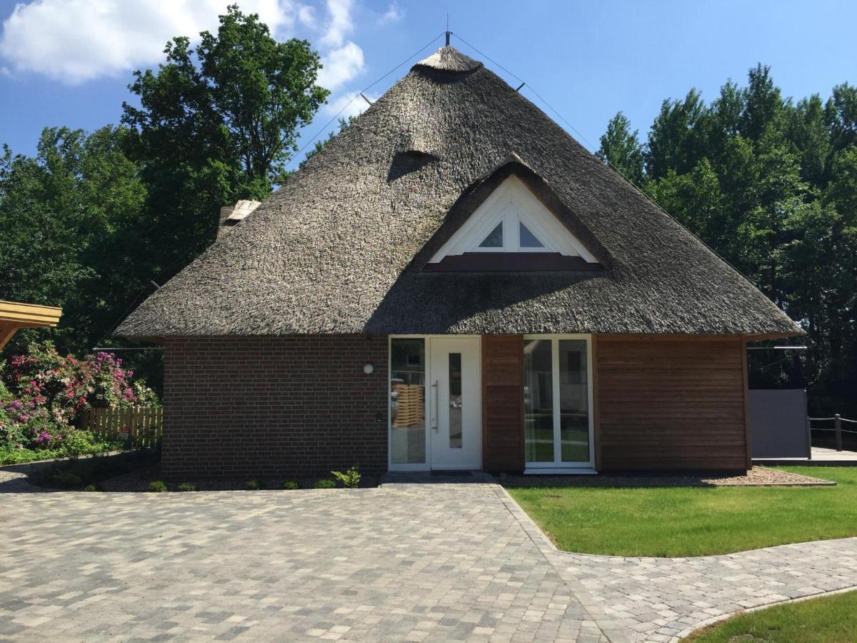 Residenz - Sonnenglut - Seeterrasse - Sauna - Parkplatz バート・ツヴィッシェンアーン エクステリア 写真